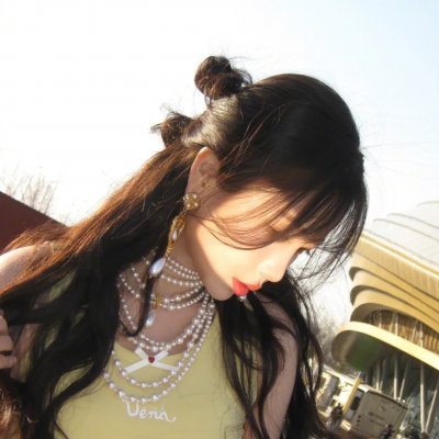 女鬼来敲门